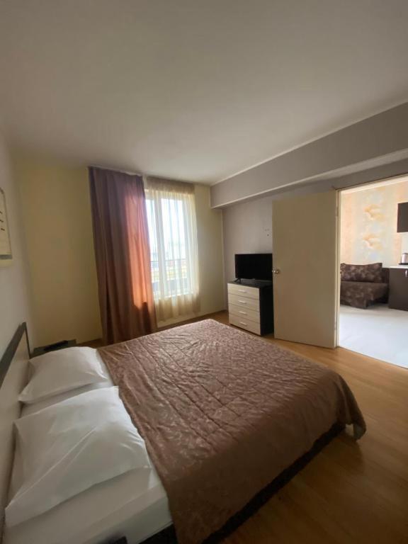 Apartments Danita & Restaurant&Pool Bar Varna Exterior foto
